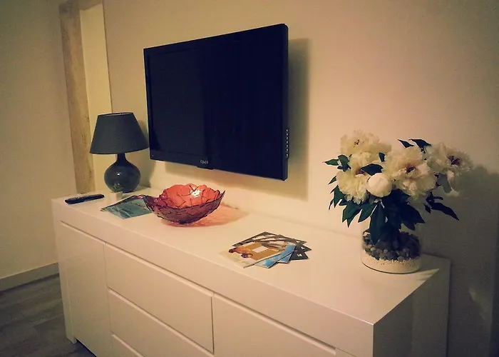 לינה וארוחת בוקר Stefanelli 4*